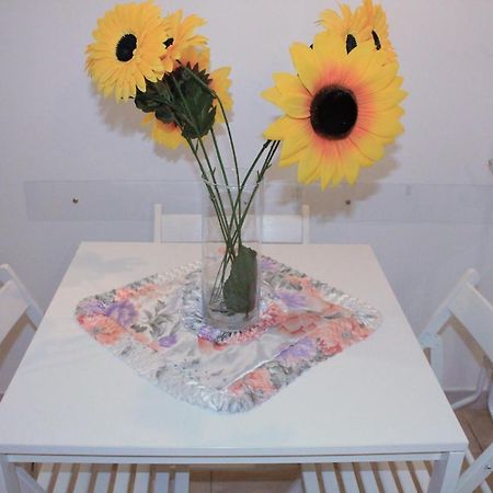 Casa Vacanze Angelica Salernes Extérieur photo