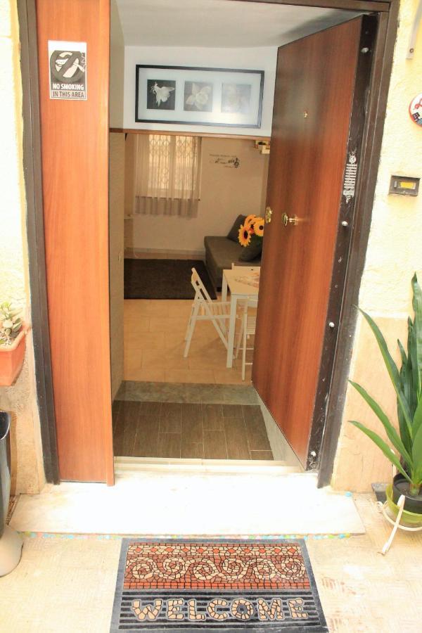 Casa Vacanze Angelica Salernes Extérieur photo