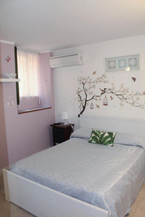 Casa Vacanze Angelica Salernes Extérieur photo