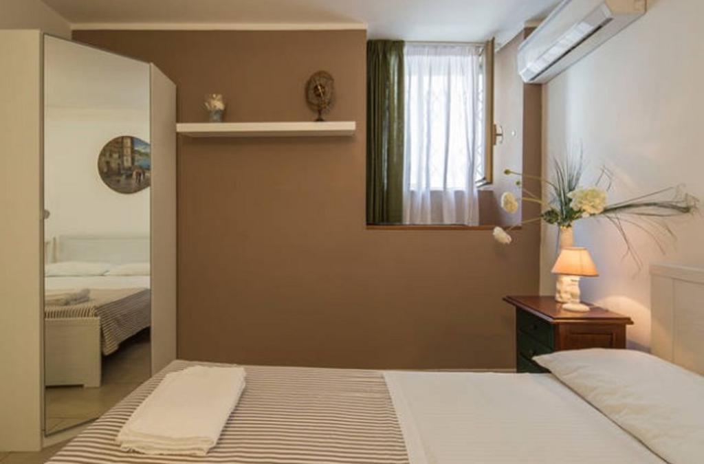 Casa Vacanze Angelica Salernes Extérieur photo