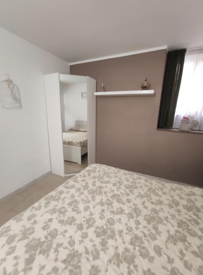 Casa Vacanze Angelica Salernes Extérieur photo